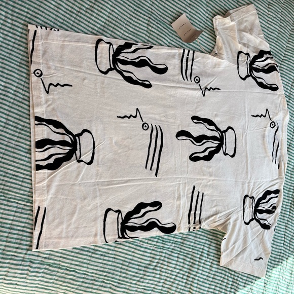 Duvin Design Medium T-shirt NWT. - Picture 5 of 5